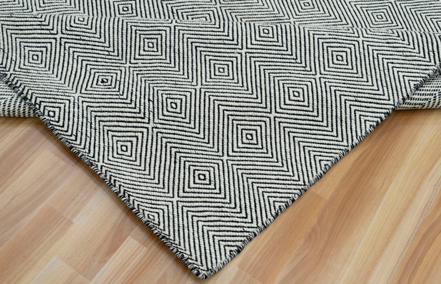 Hand Woven Diamond Textured Rug